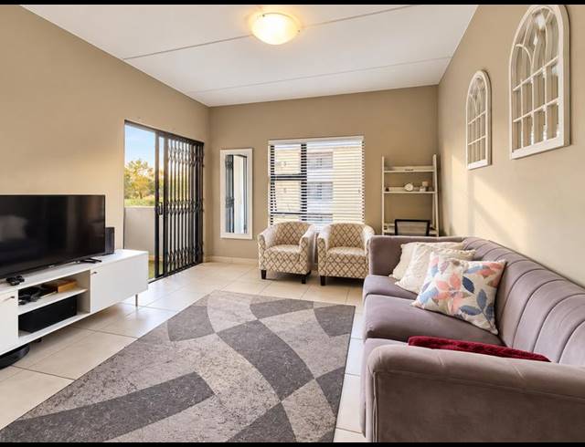 2 BEDROOM PROPERTY TO RENT IN GLEN AUSTIN